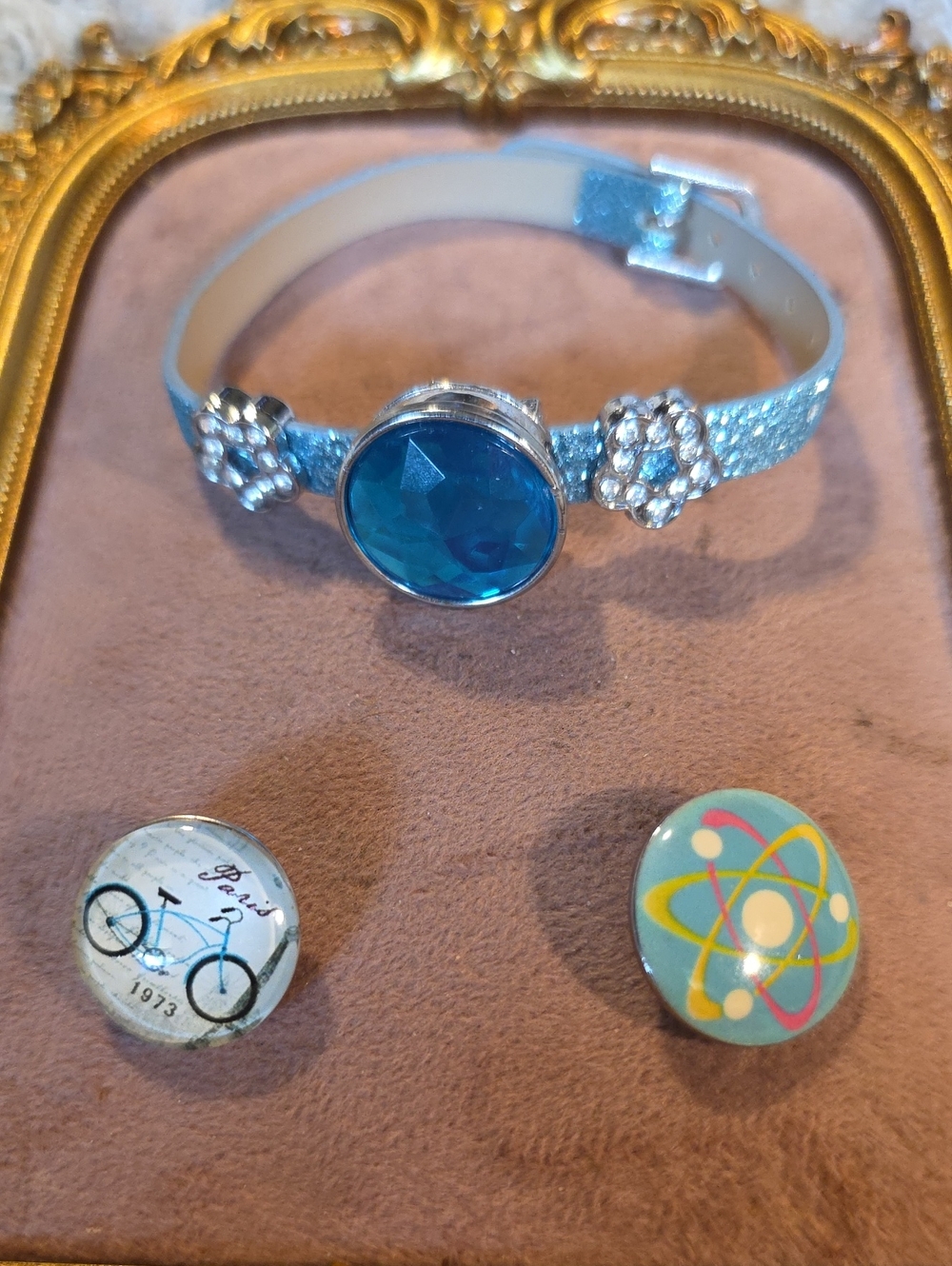 Retro Snap Button Jewelry Set – Blue Glitter Bracelet + 3 Charms!